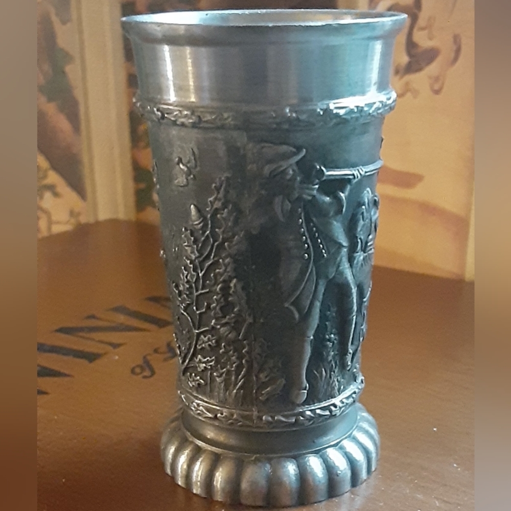 GUETEZEICHEN ZINNGERAT RAL Men with Dogs on Rabbit Hunt PEWTER SHOT GLASS